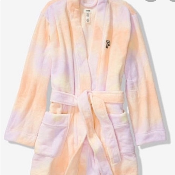 Victoria’s Secret Pink plush bathrobe in tie dye - Picture 2 of 9